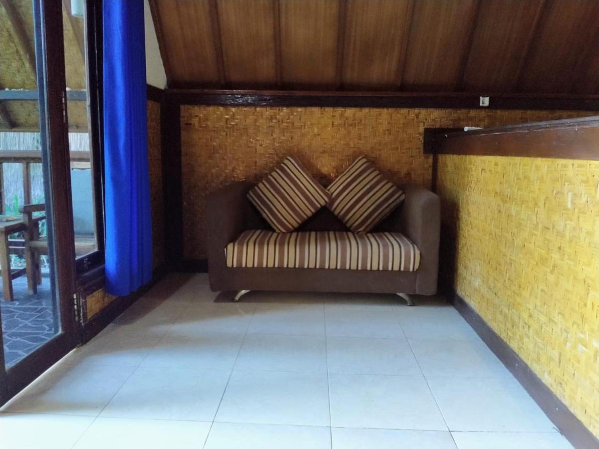 Dea Gili Cottages กิลิเมโน ภายนอก รูปภาพ