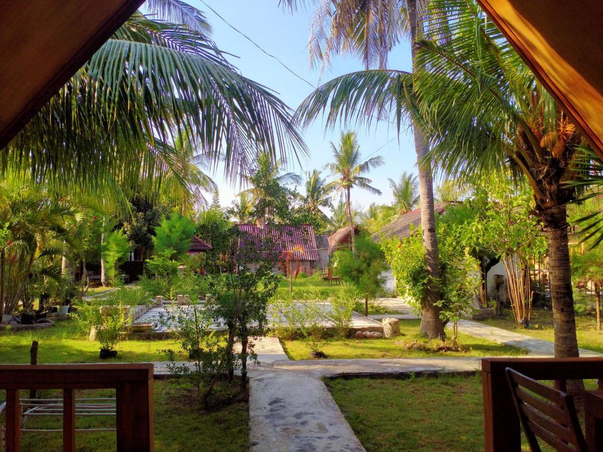 Dea Gili Cottages กิลิเมโน ภายนอก รูปภาพ