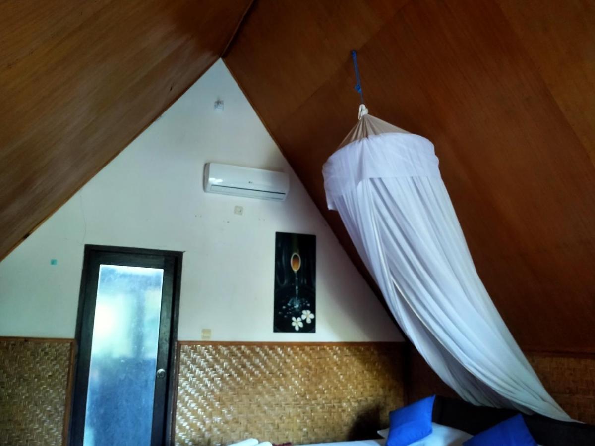 Dea Gili Cottages กิลิเมโน ภายนอก รูปภาพ
