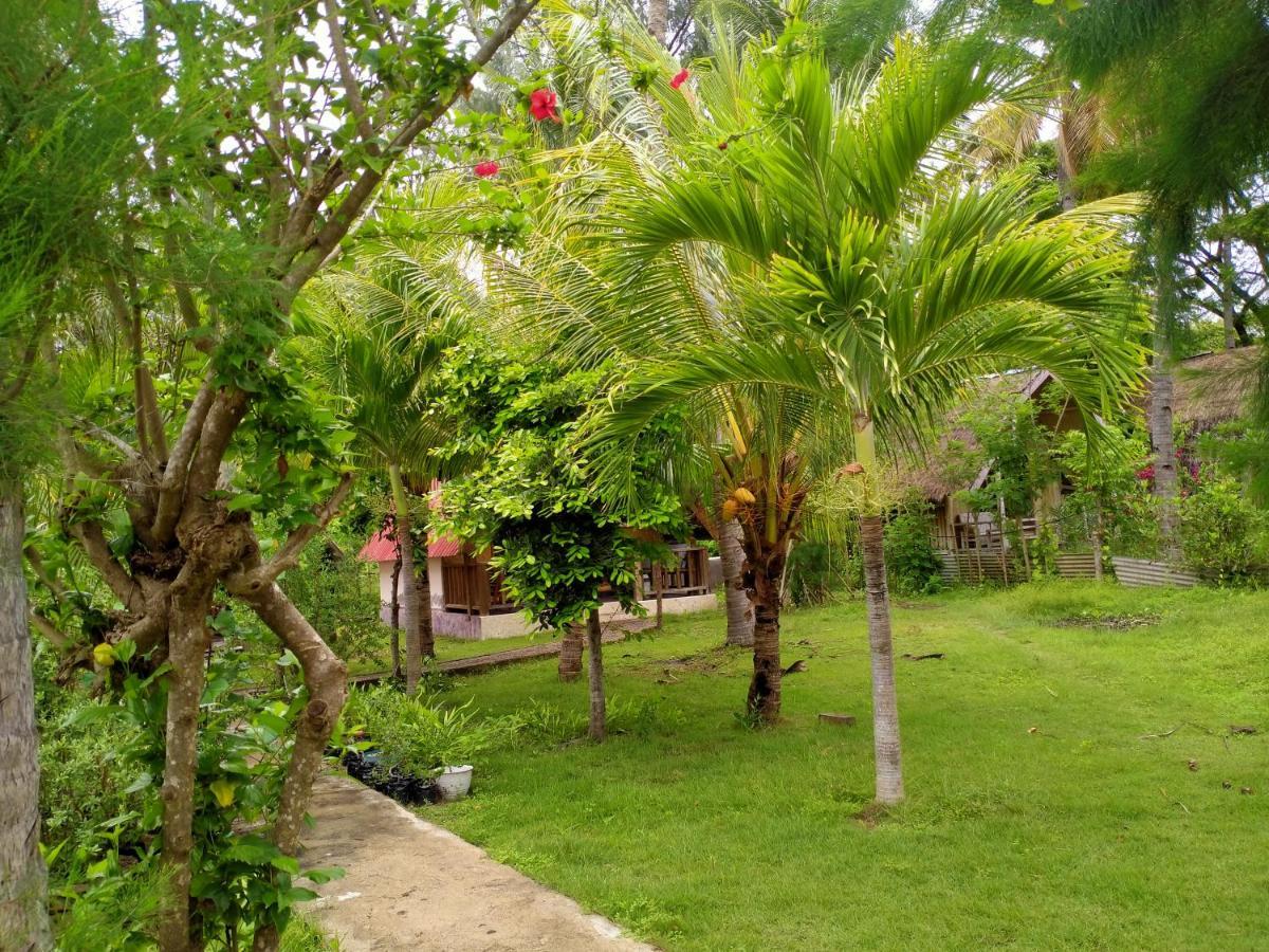 Dea Gili Cottages กิลิเมโน ภายนอก รูปภาพ