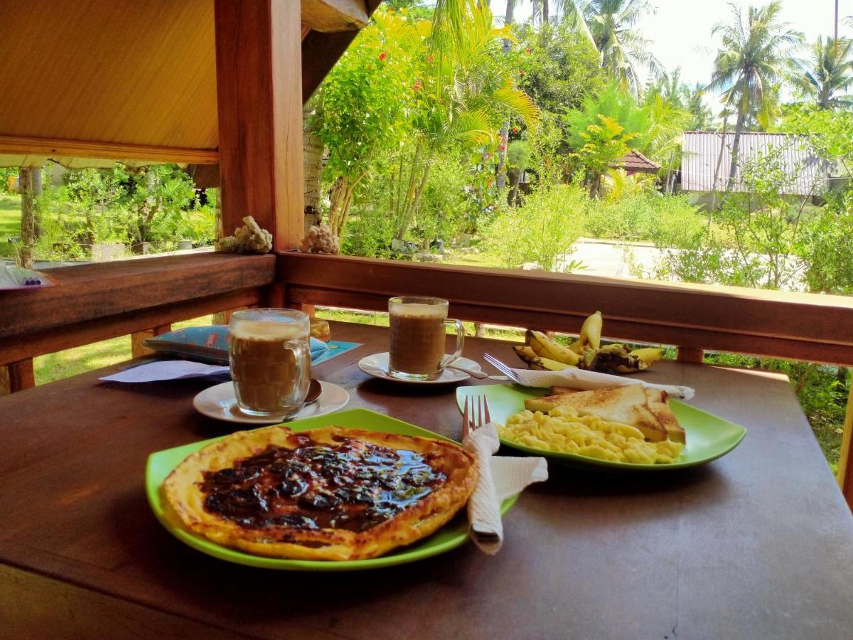 Dea Gili Cottages กิลิเมโน ภายนอก รูปภาพ